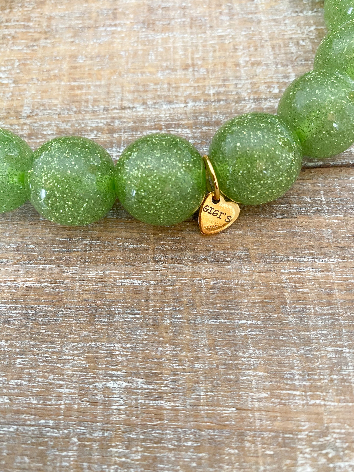 Shimmery Ivy Necklace